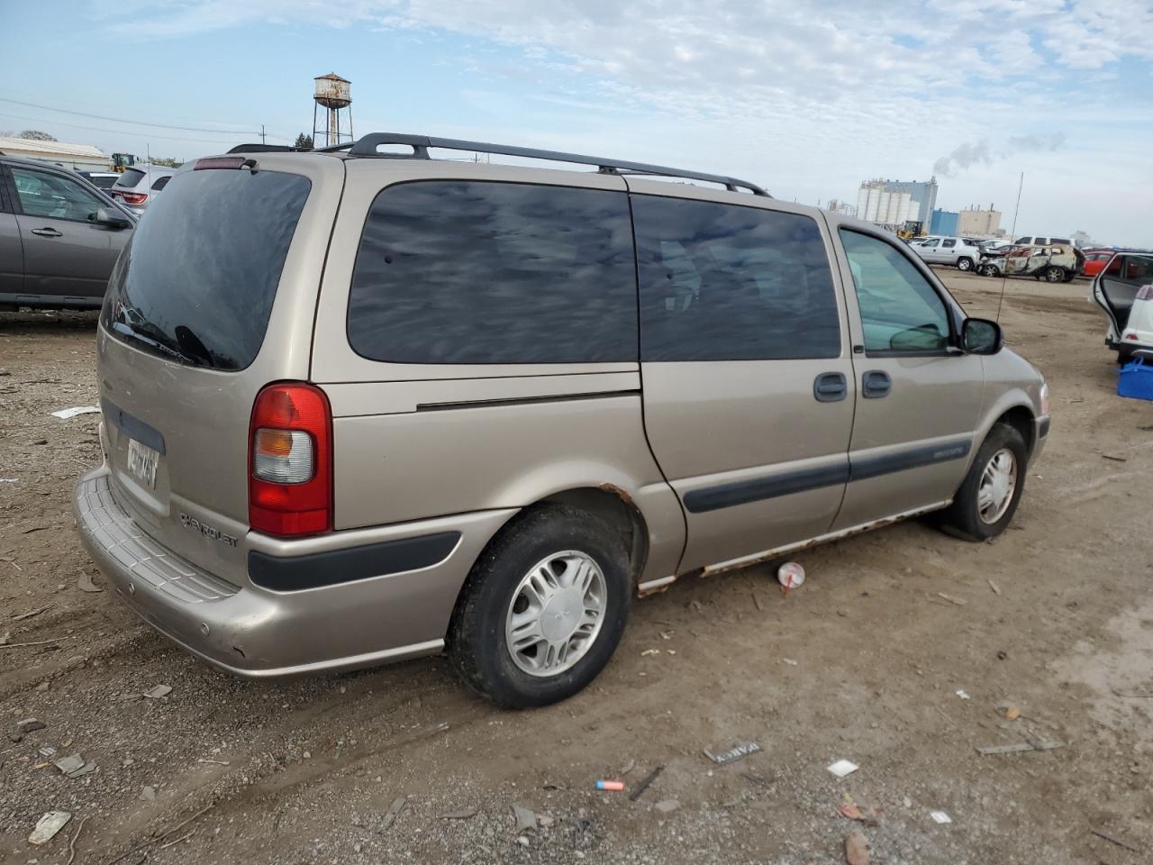 2003 Chev Venture - Image 3