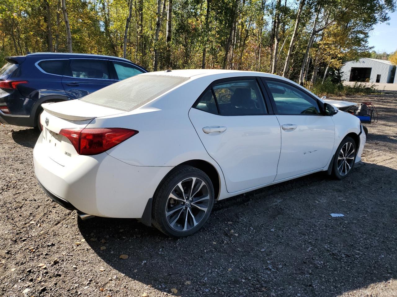 2017 Toyota Corolla L - Фото 3