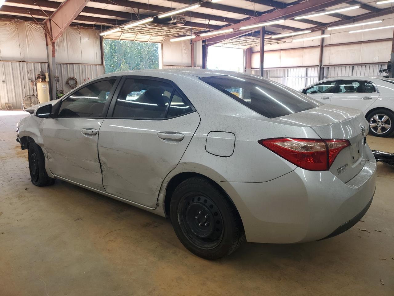 2019 Toyota Corolla L - Фото 2