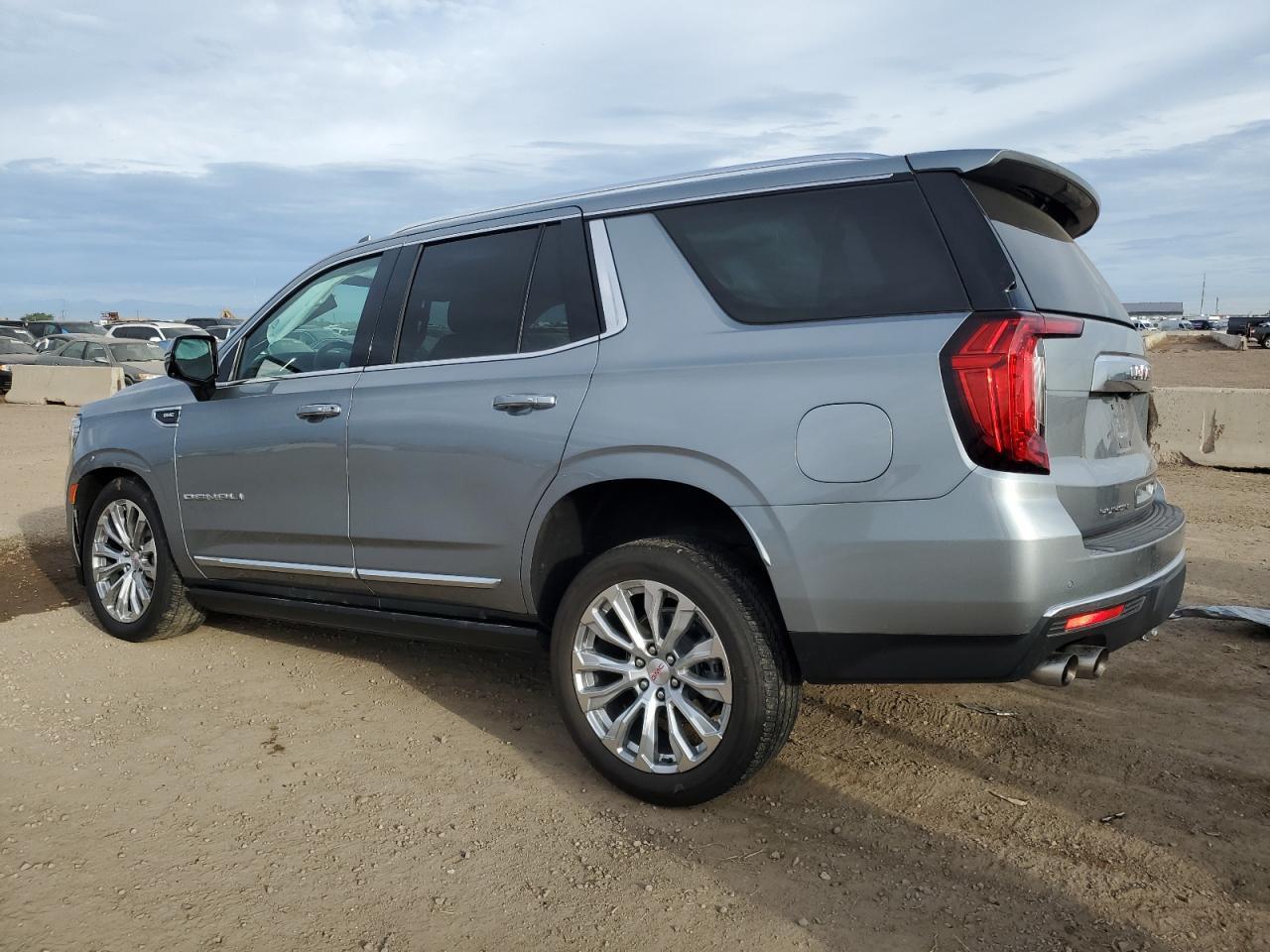 2024 GMC Yukon Denali - Image 2