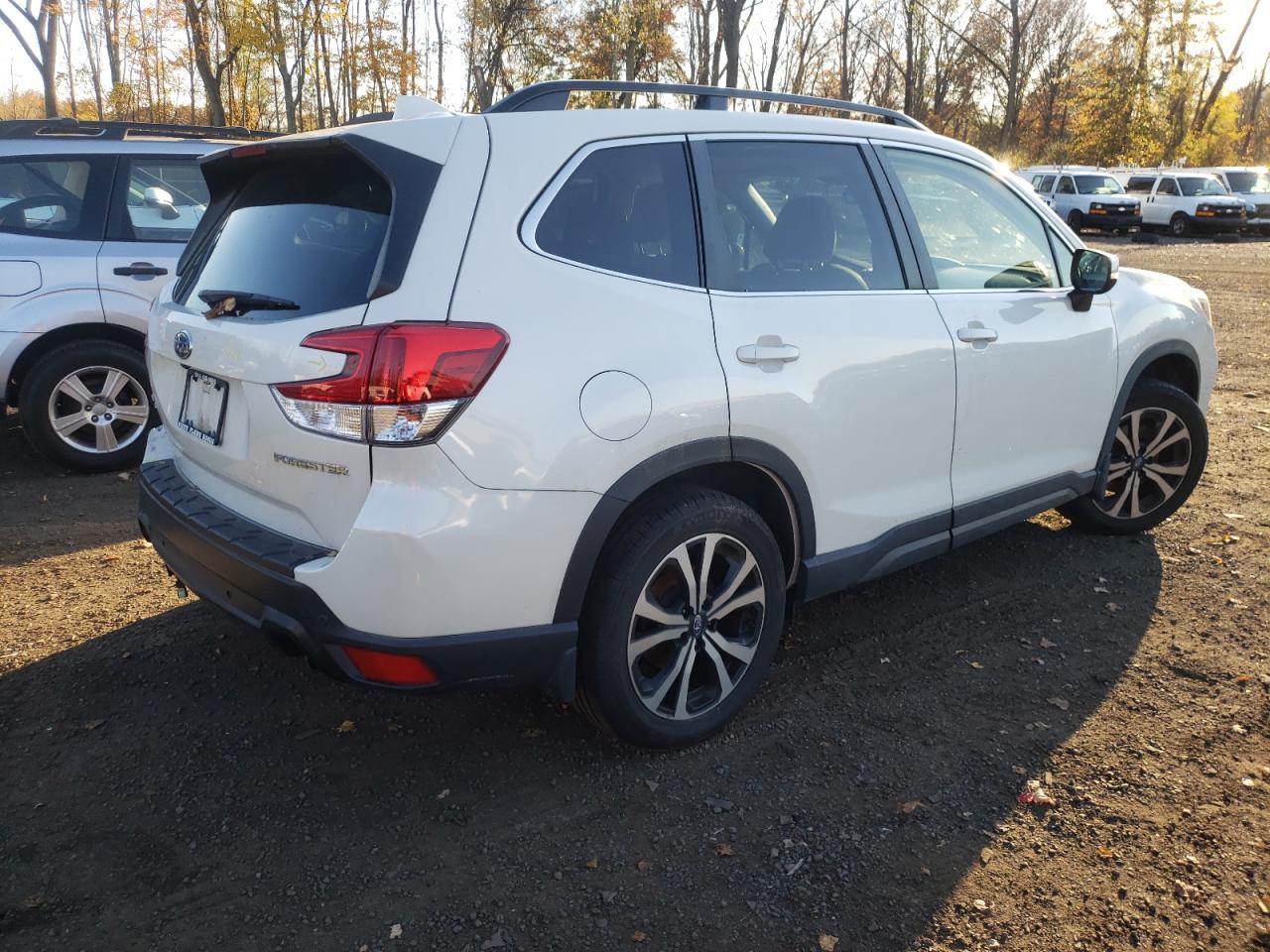 2020 Subaru Forester Limited - Фото 3