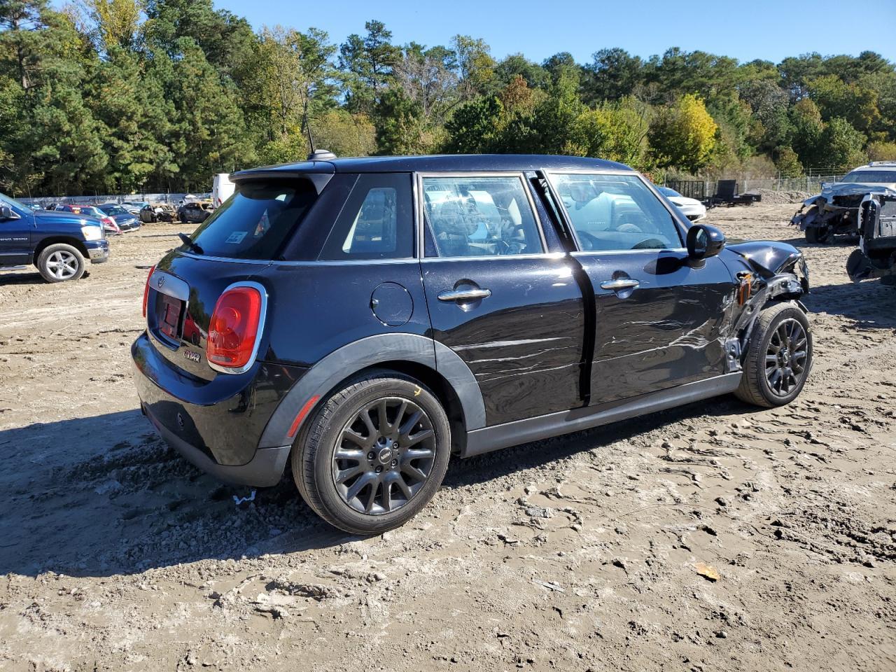 2015 Mini Cooper - Image 3