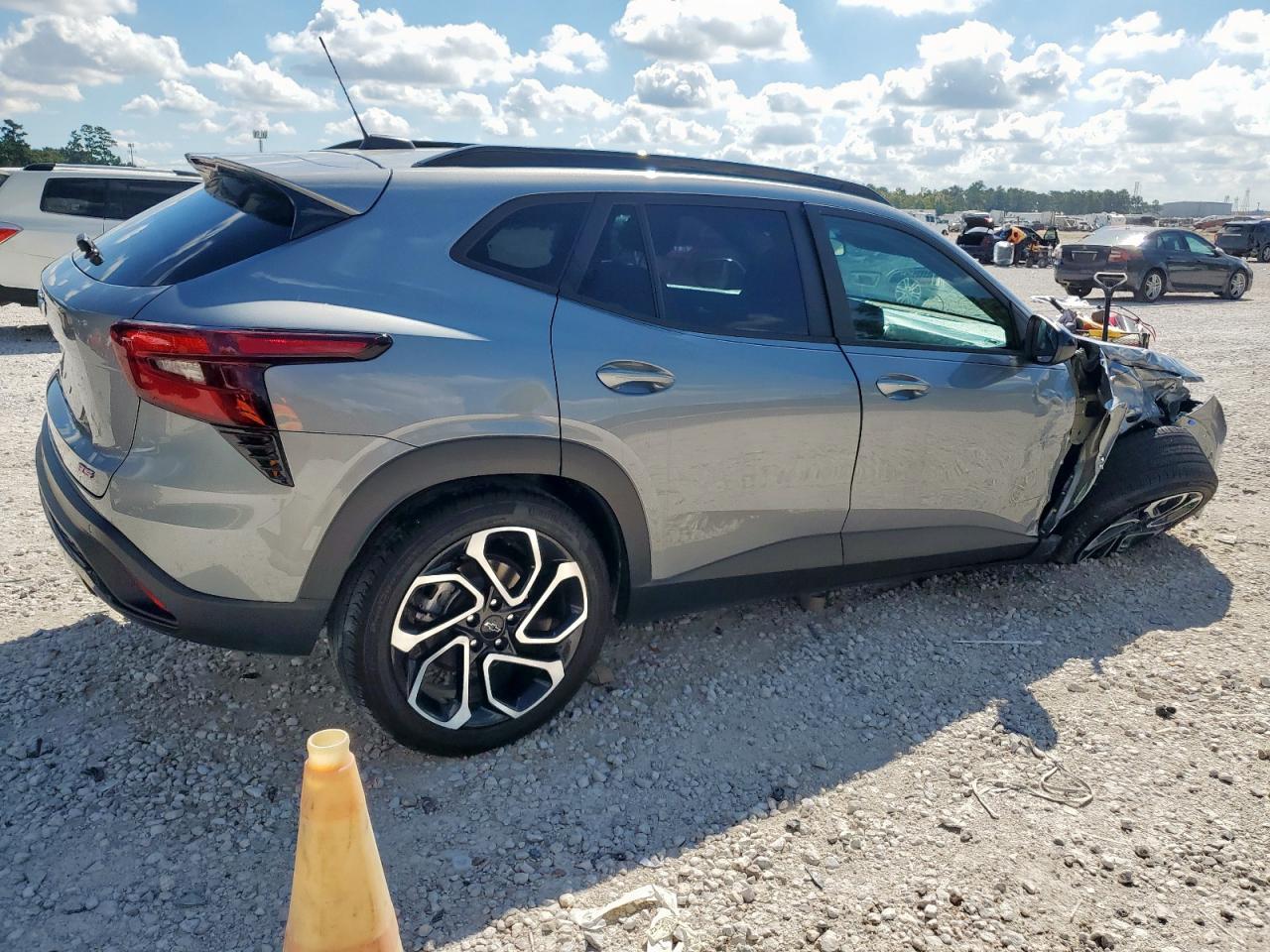 2025 Chevrolet Trax 2Rs - Фото 3