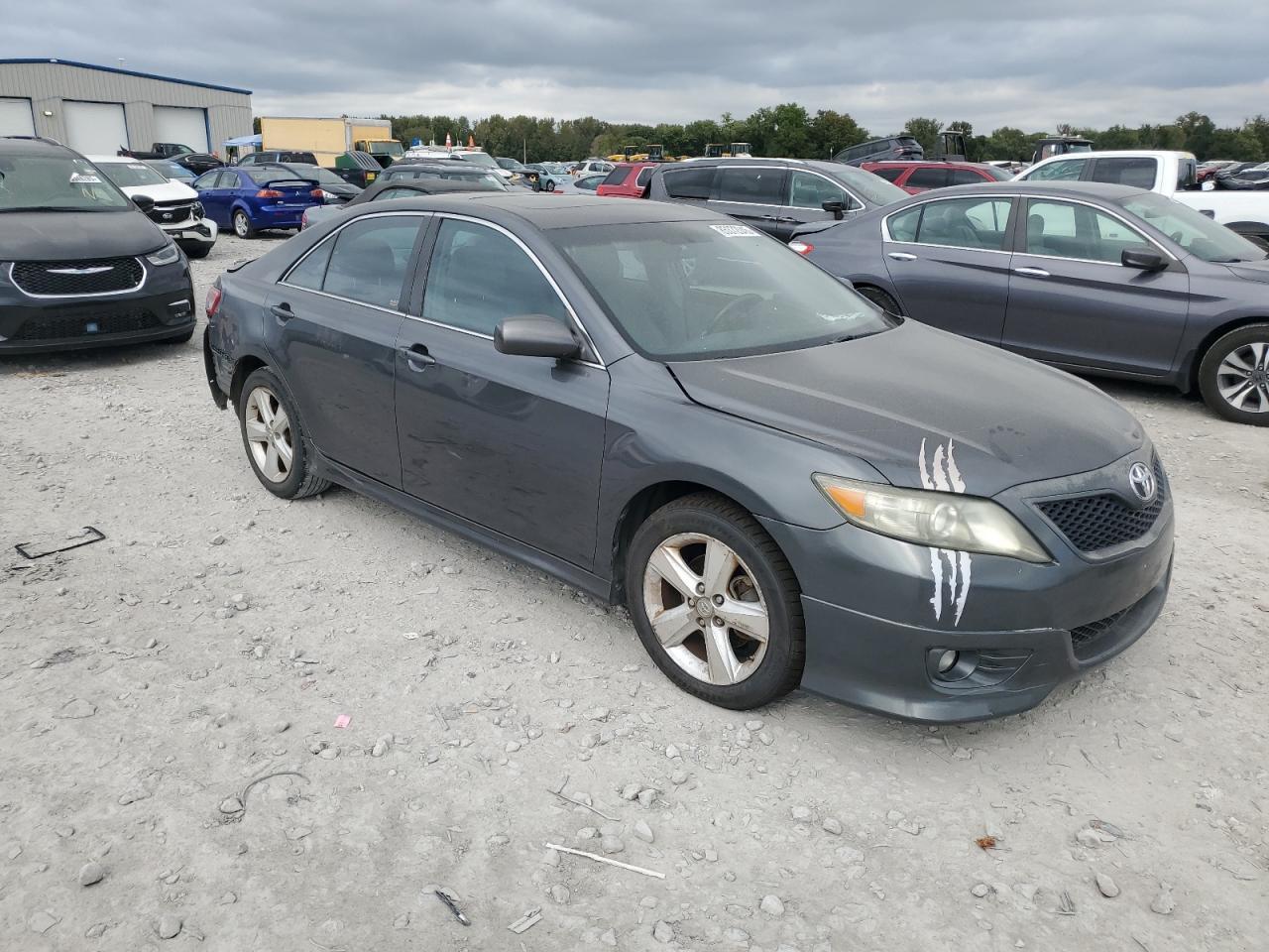 2010 Toyota Camry Se - Фото 4