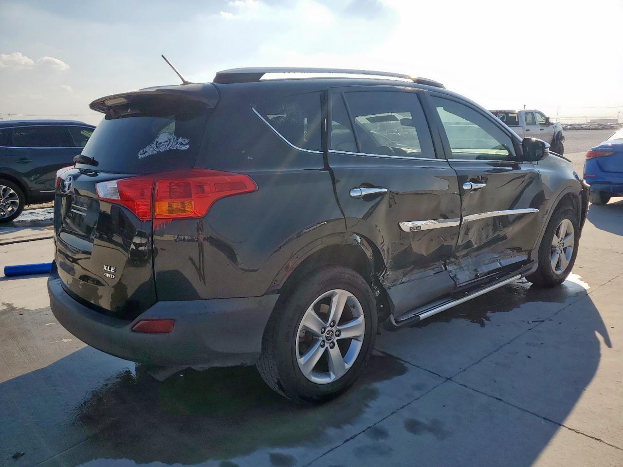 2015 Toyota Rav4 Xle - Фото 3