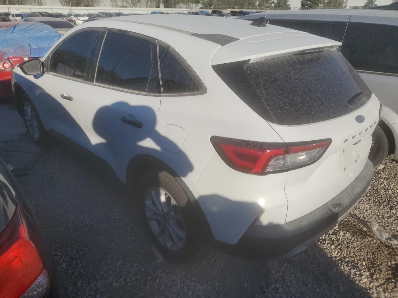 2022 Ford Escape S - Фото 2