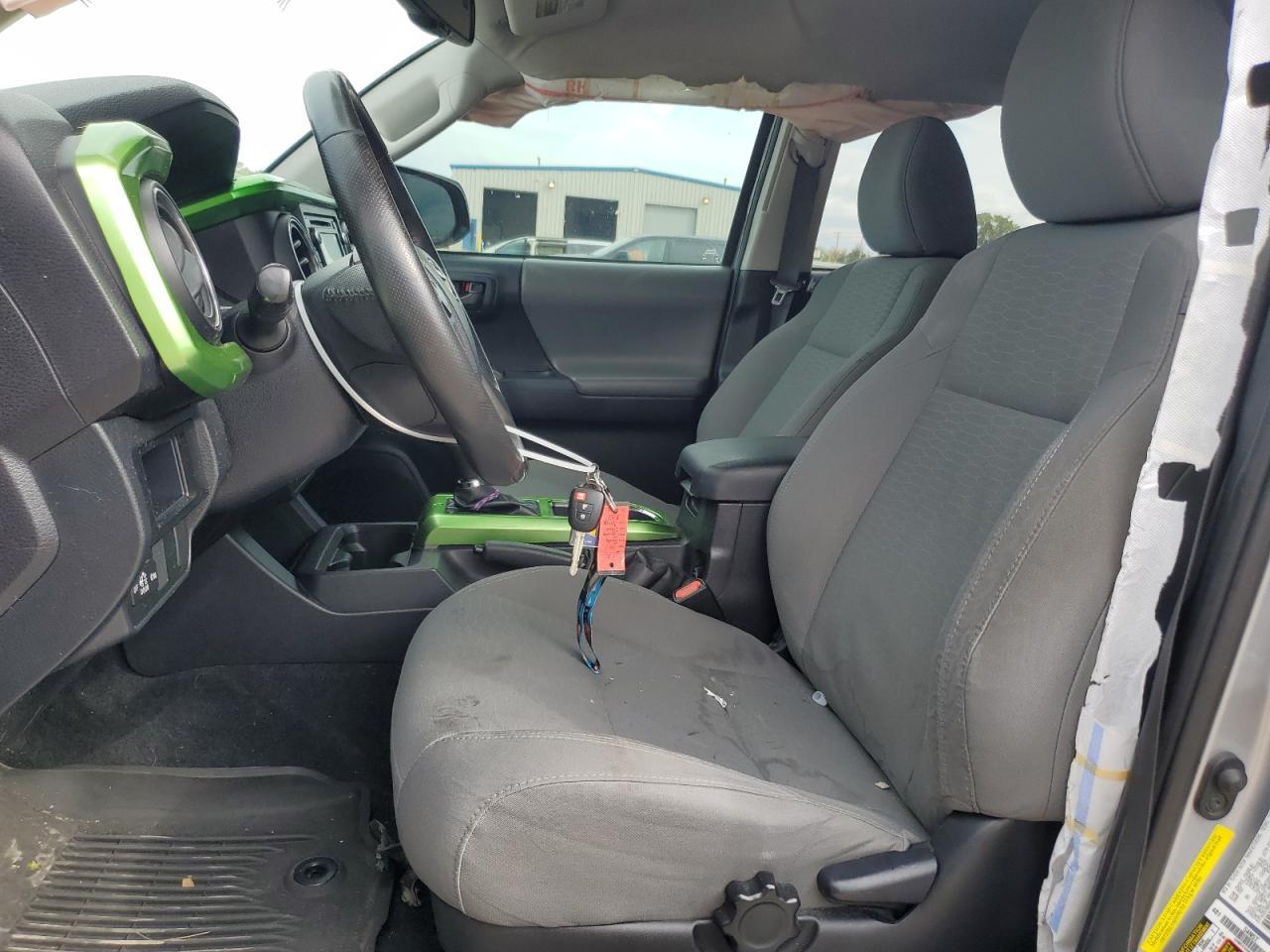 2017 Toyota Tacoma Double Cab - Image 7