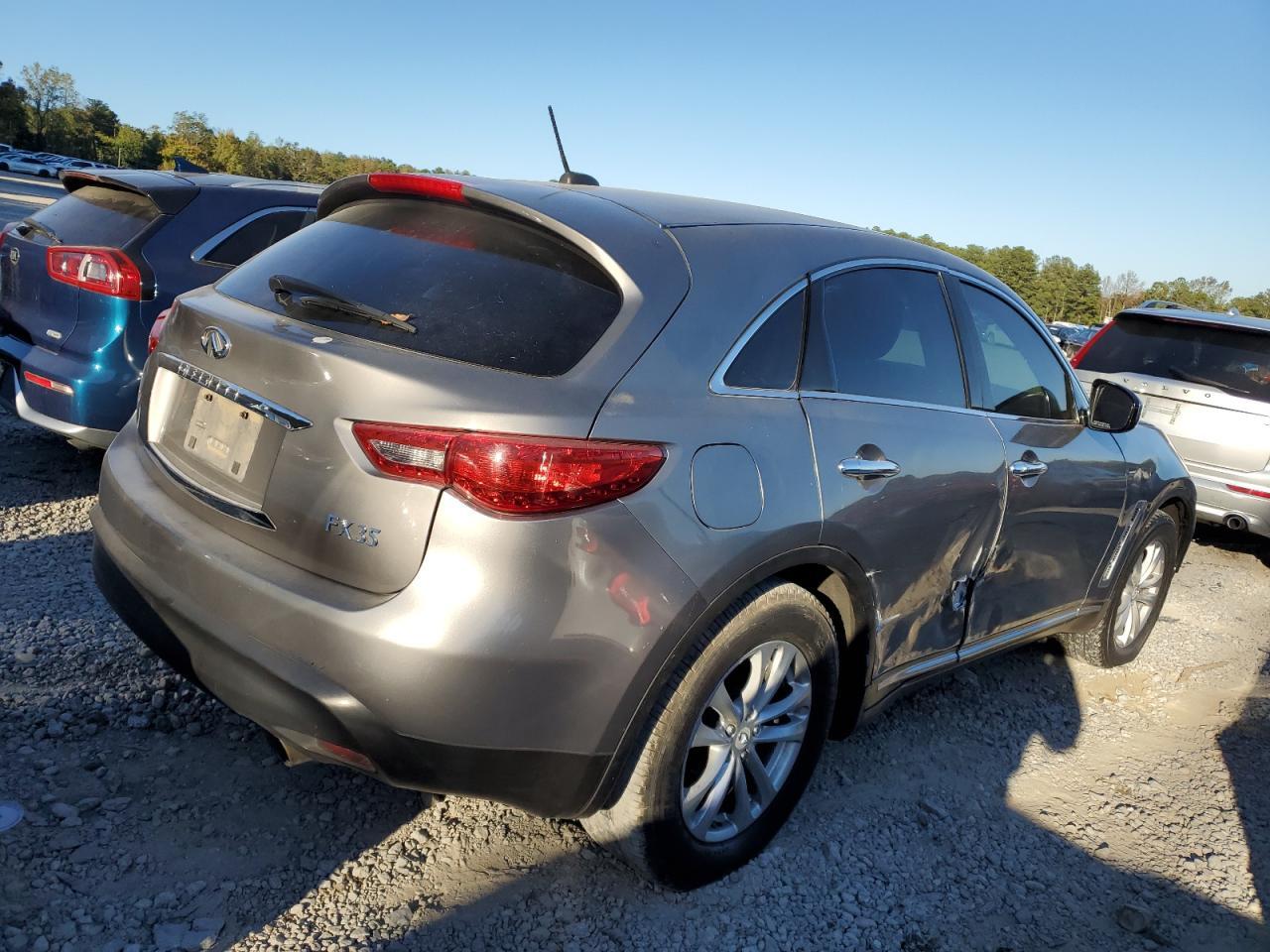 2011 Infiniti Fx35 - Image 3