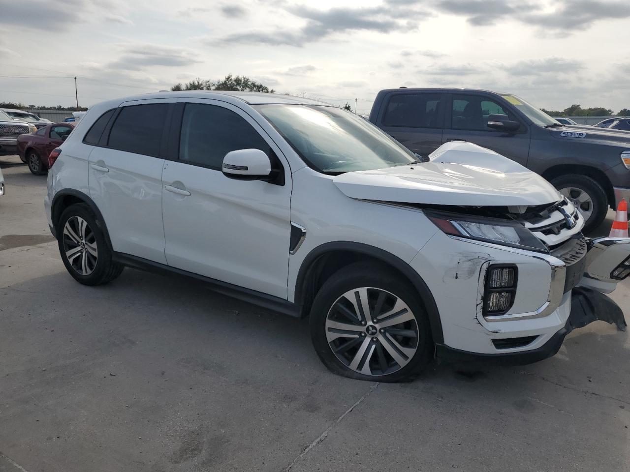 2021 Mitsubishi Outlander Sport Se - Image 4