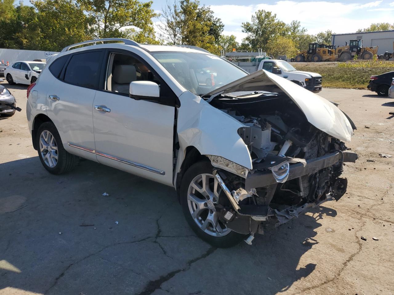 2013 Nissan Rogue S - Фото 4
