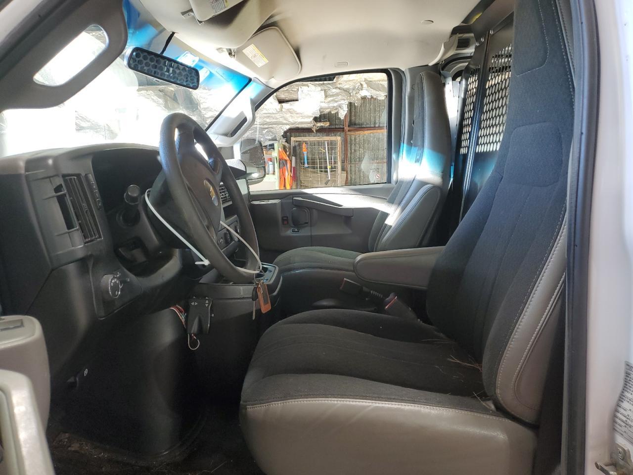 2021 Chevrolet Express G2500 - Фото 7