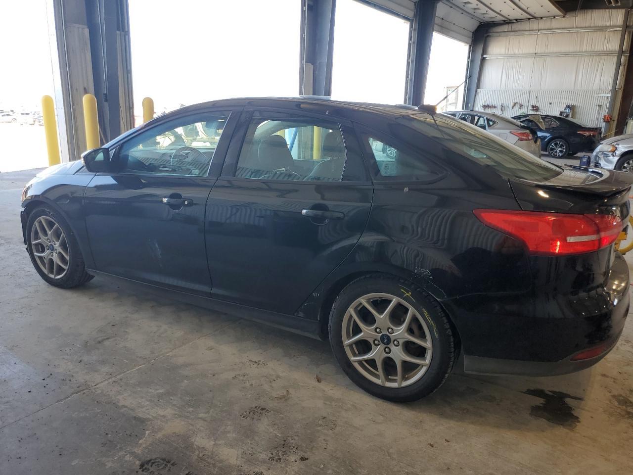 2015 Ford Focus Se - Фото 2