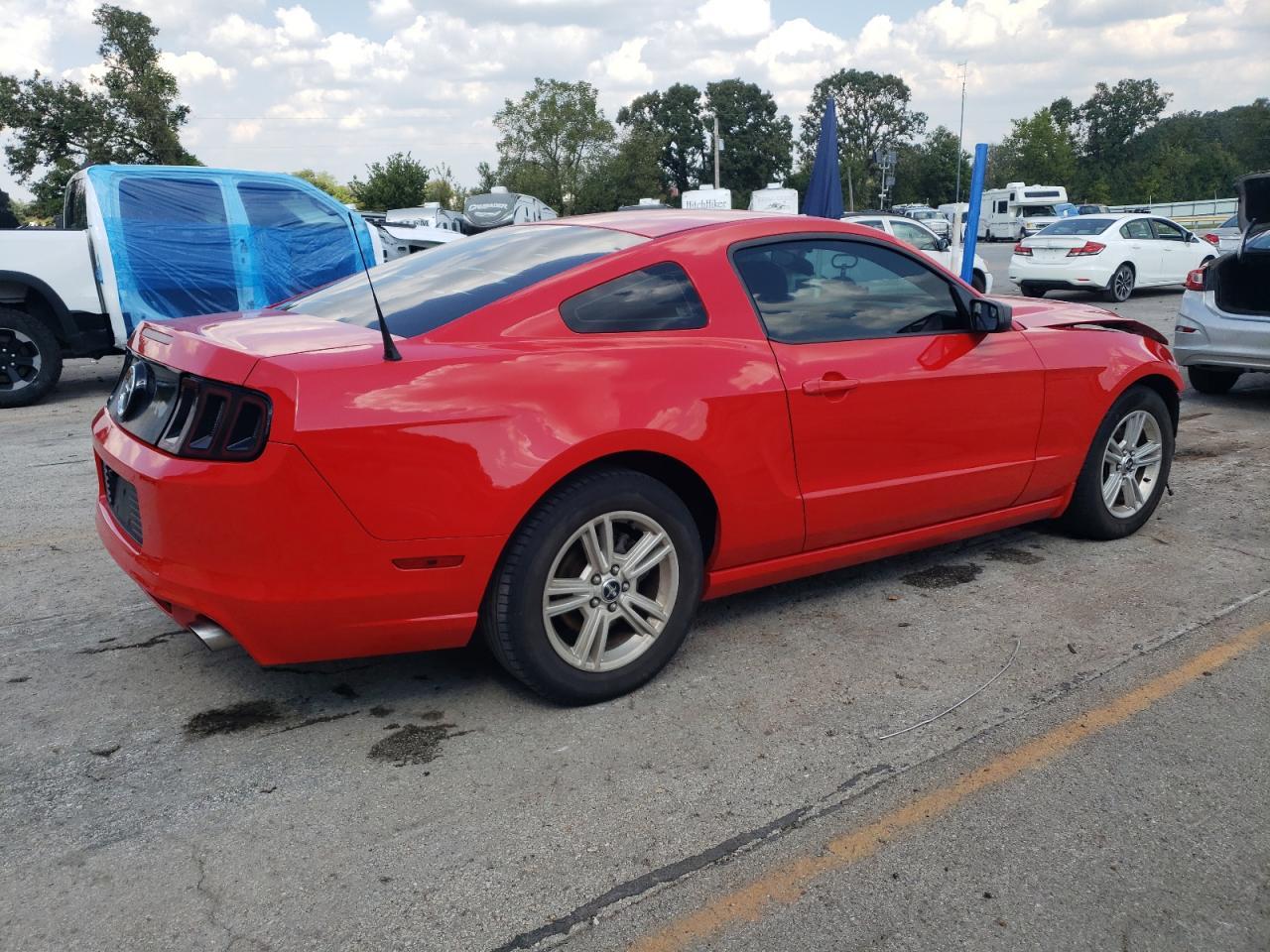 2014 Ford Mustang - Фото 3