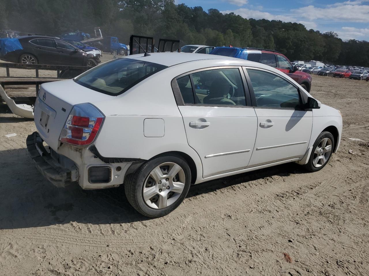2009 Nissan Sentra 2.0 - Image 3
