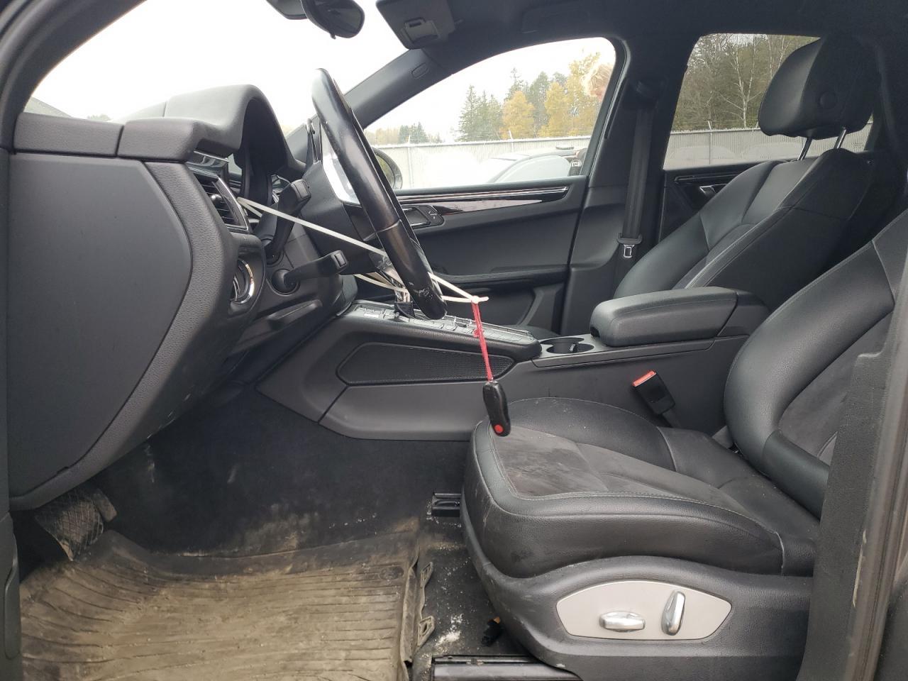 2016 Porsche Macan S - Image 7