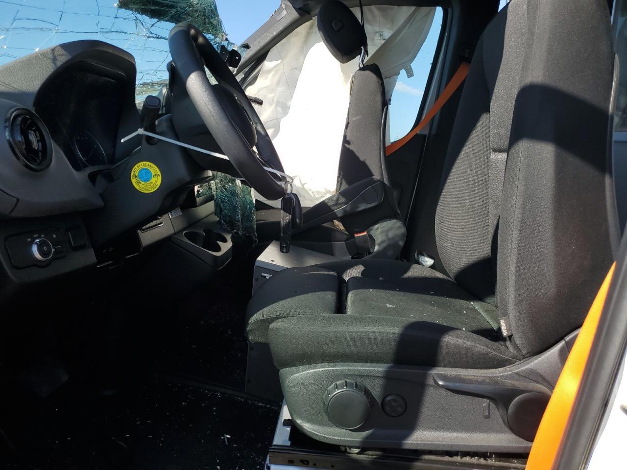 2023 Mercedes-Benz Sprinter 2500 - Image 7