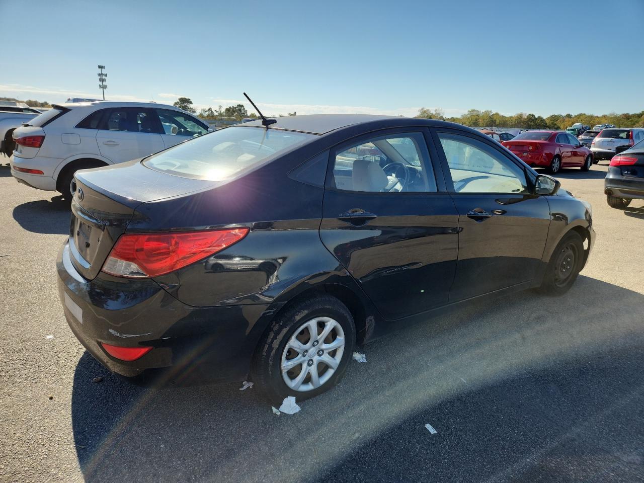 2014 Hyundai Accent Gls - Image 3