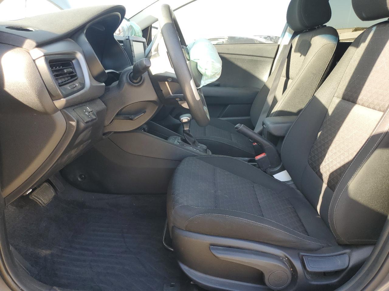 2019 Kia Rio S - Фото 7