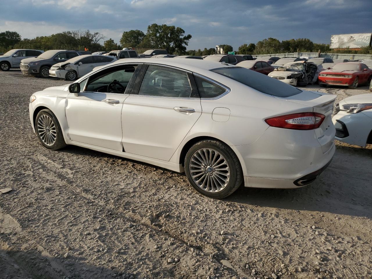 2013 Ford Fusion Titanium - Фото 2