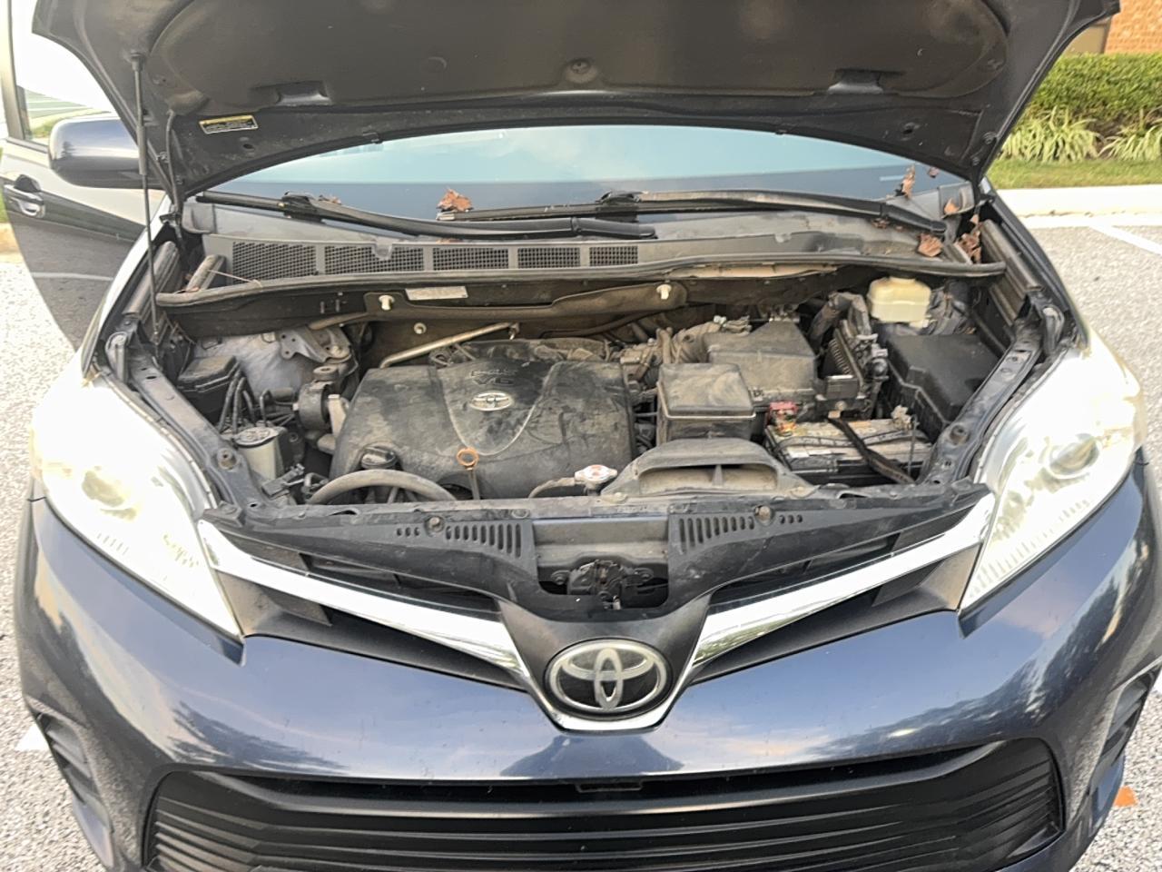 2018 Toyota Sienna Le - Фото 7