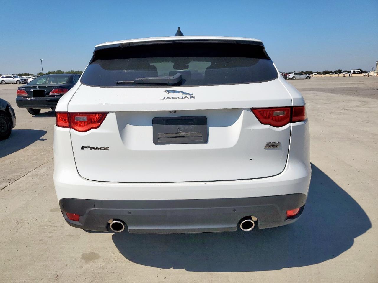 2020 Jaguar F-Pace Prestige - Image 6