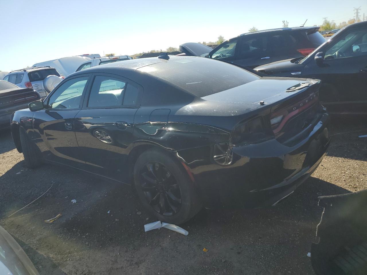 2016 Dodge Charger R/T - Image 2