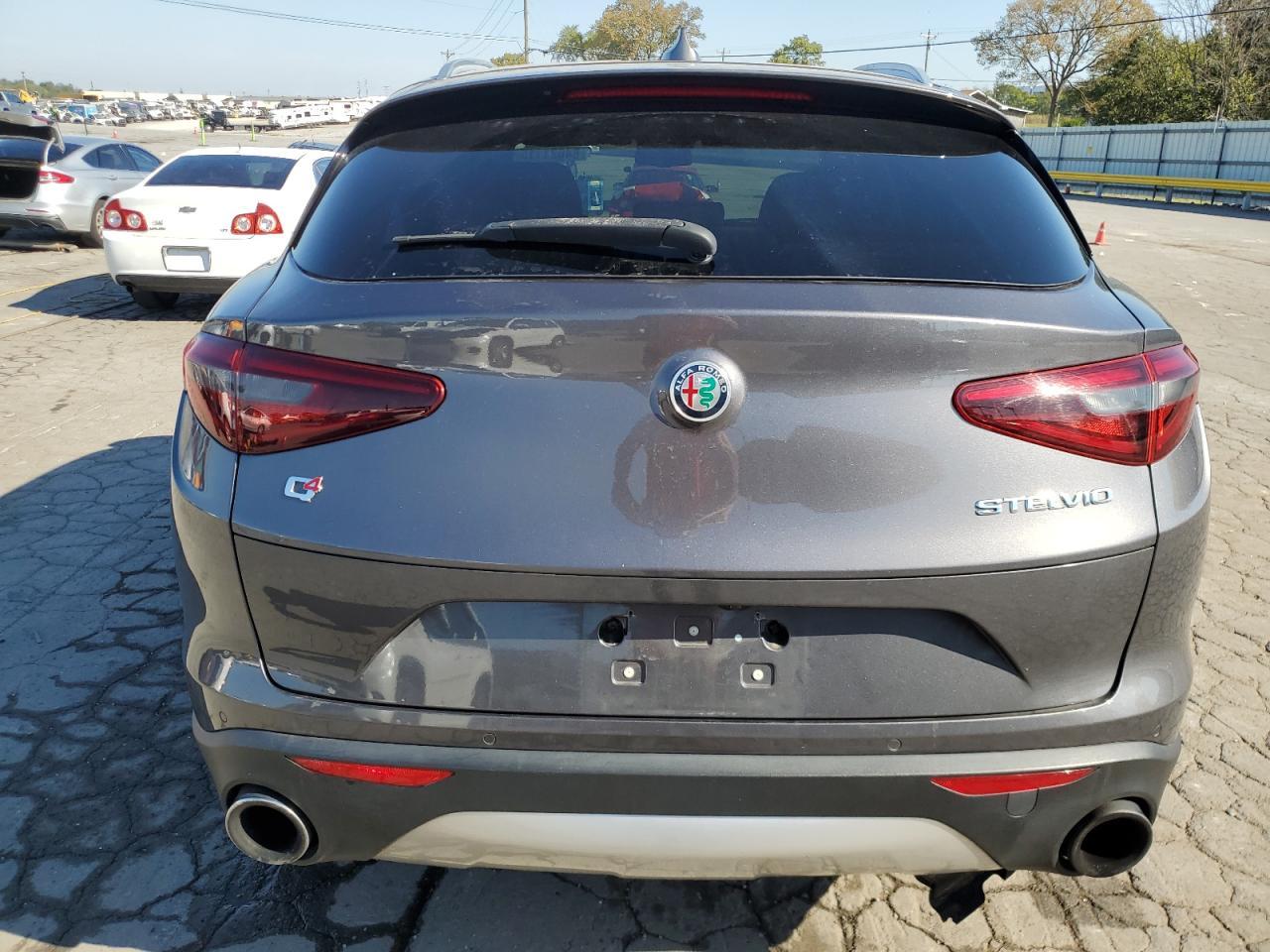 2018 Alfa Romeo Stelvio Ti - Фото 6