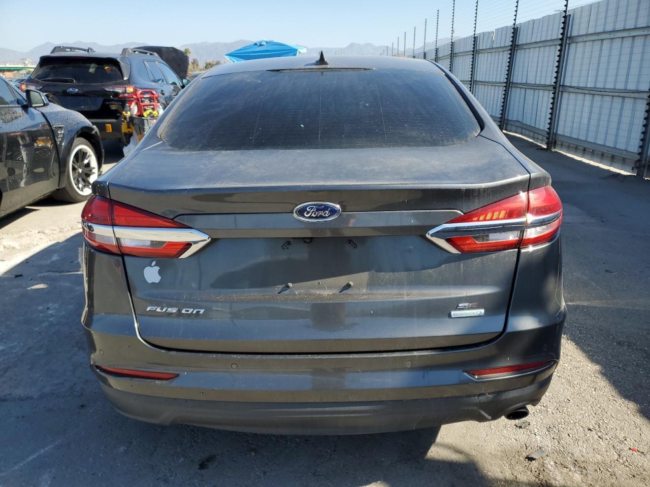 2020 Ford Fusion Se - Фото 6