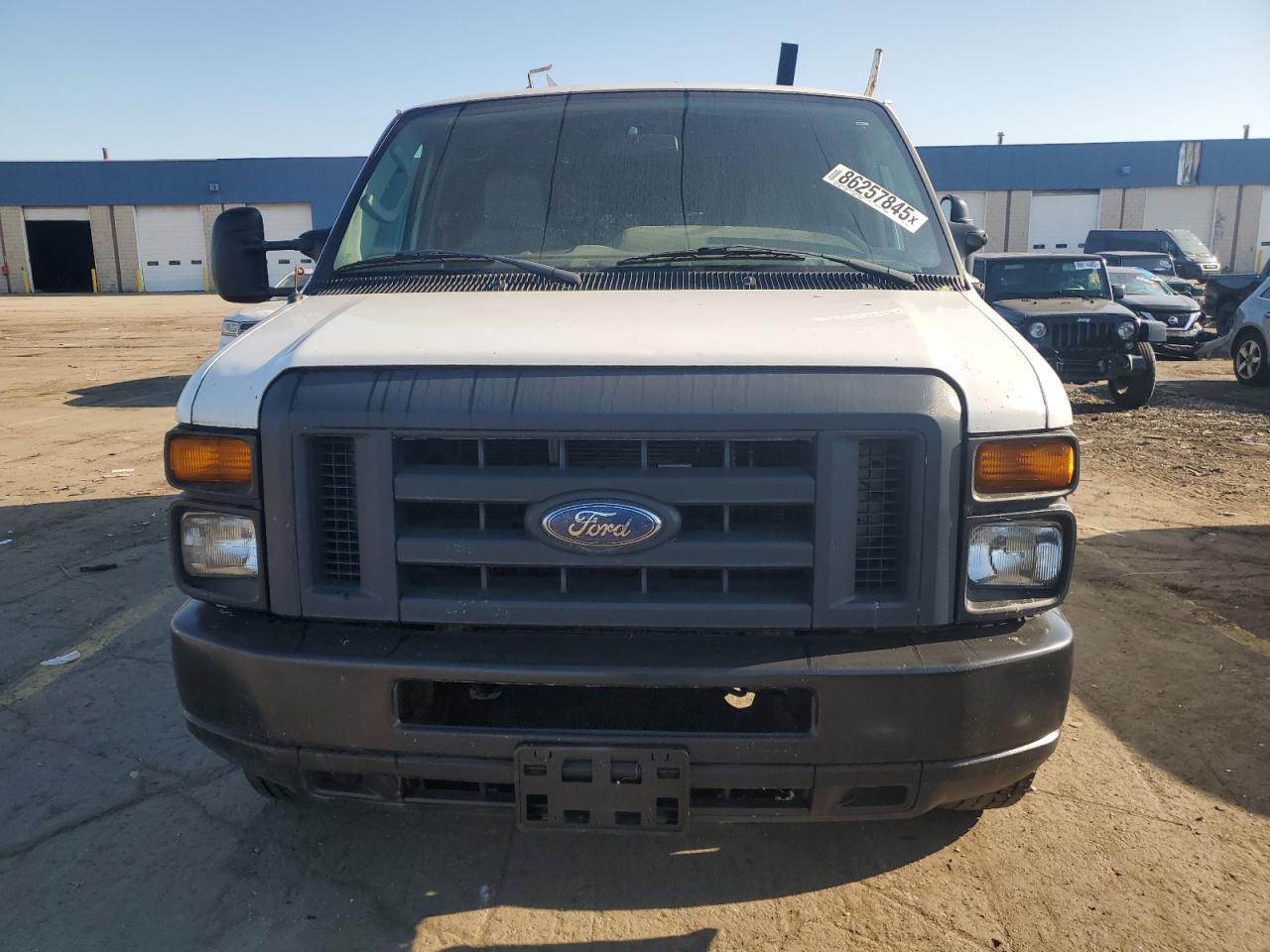 2013 Ford Econoline E250 Van - Фото 5