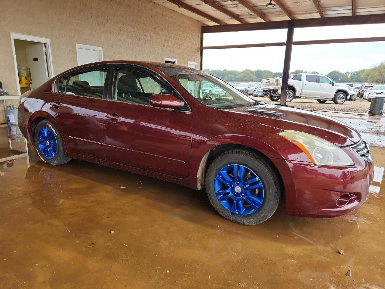 2011 Nissan Altima Base - Фото 4