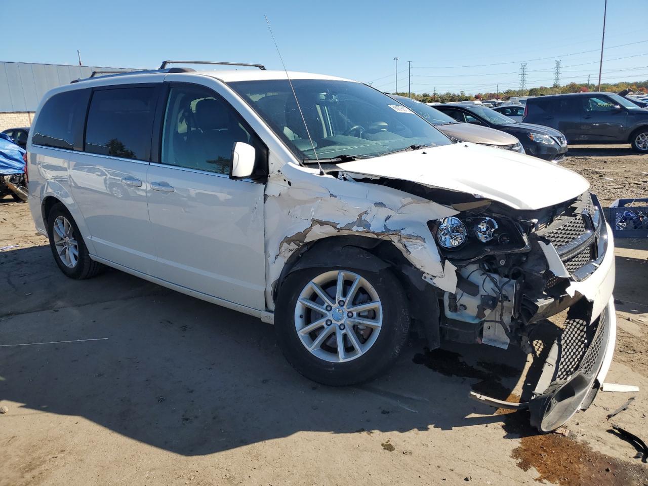 2018 Dodge Grand Caravan Sxt - Фото 4