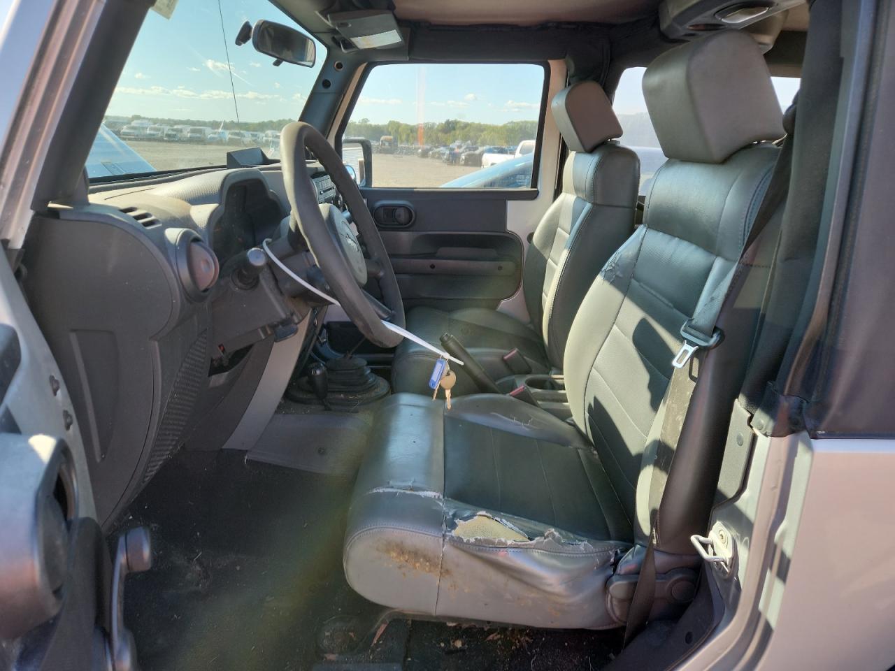 2009 Jeep Wrangler X - Image 7