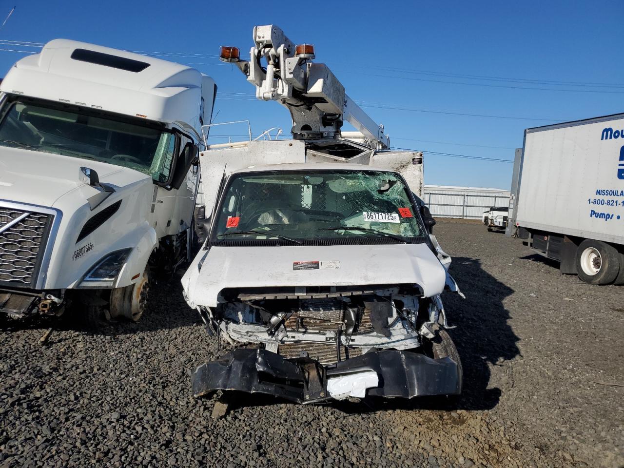 2023 Ford Econoline E350 Super Duty Cutaway Van - Фото 5