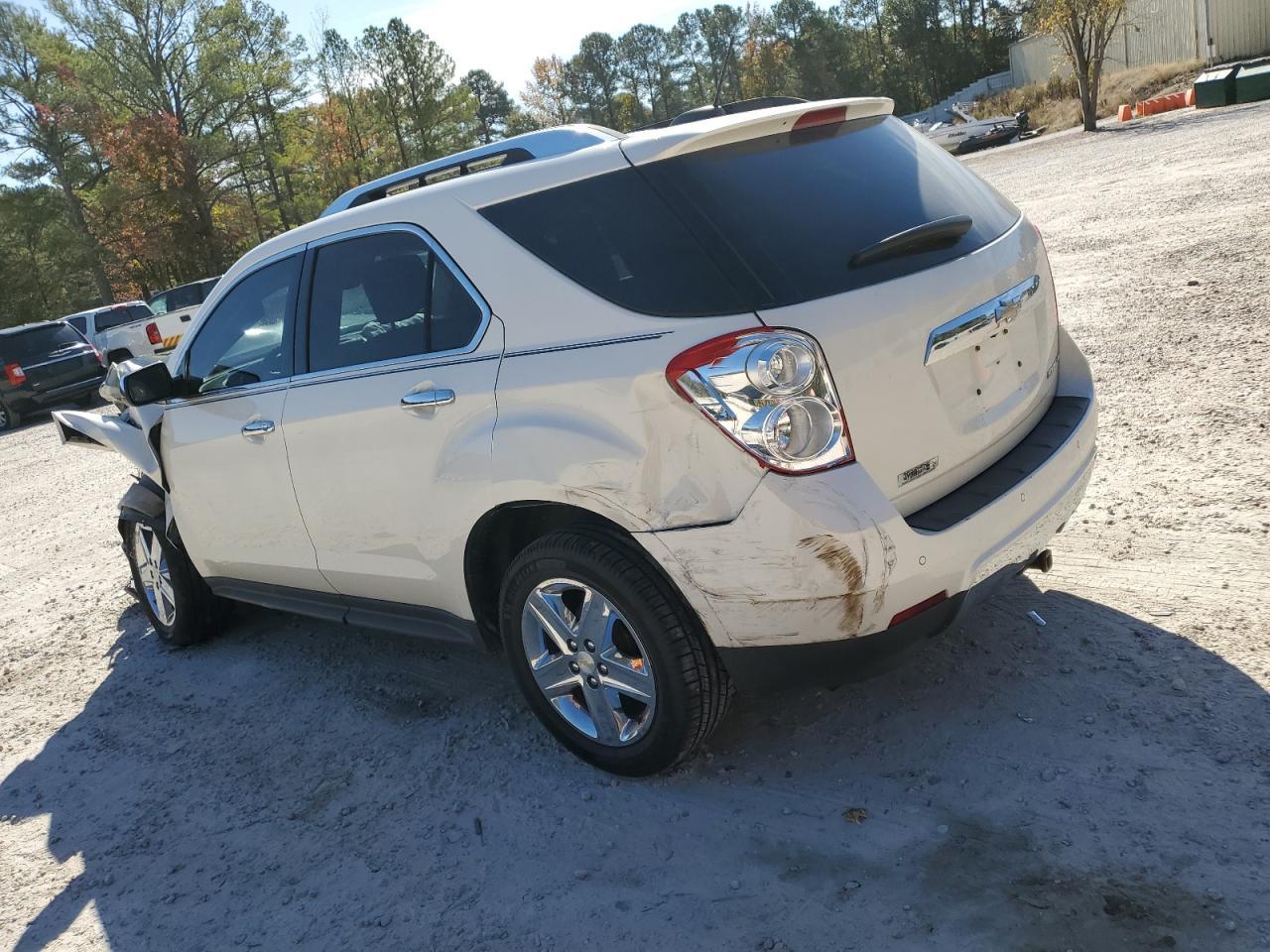 2015 Chevrolet Equinox Ltz - Image 2