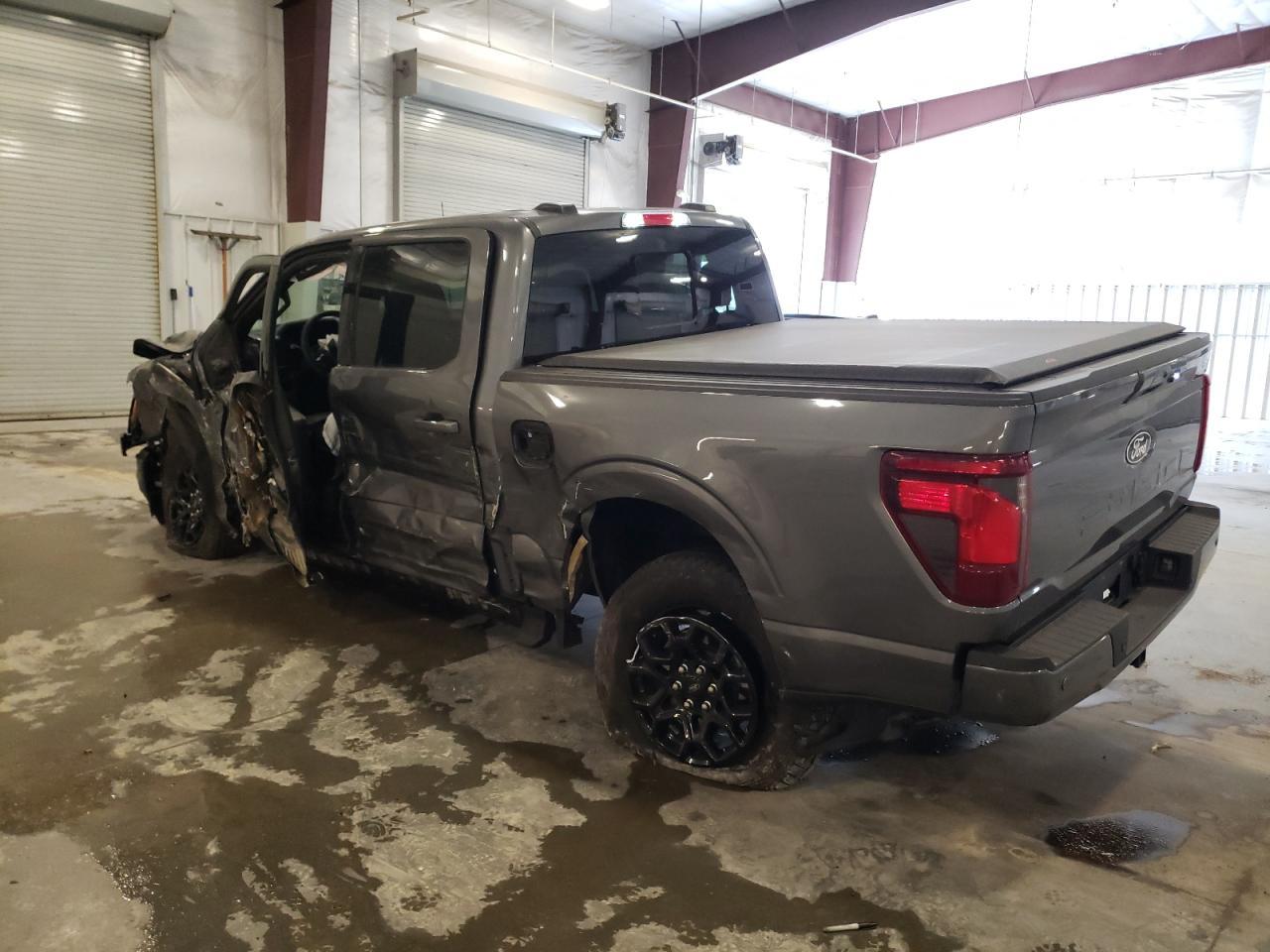 2024 Ford F150 Xlt - Фото 2