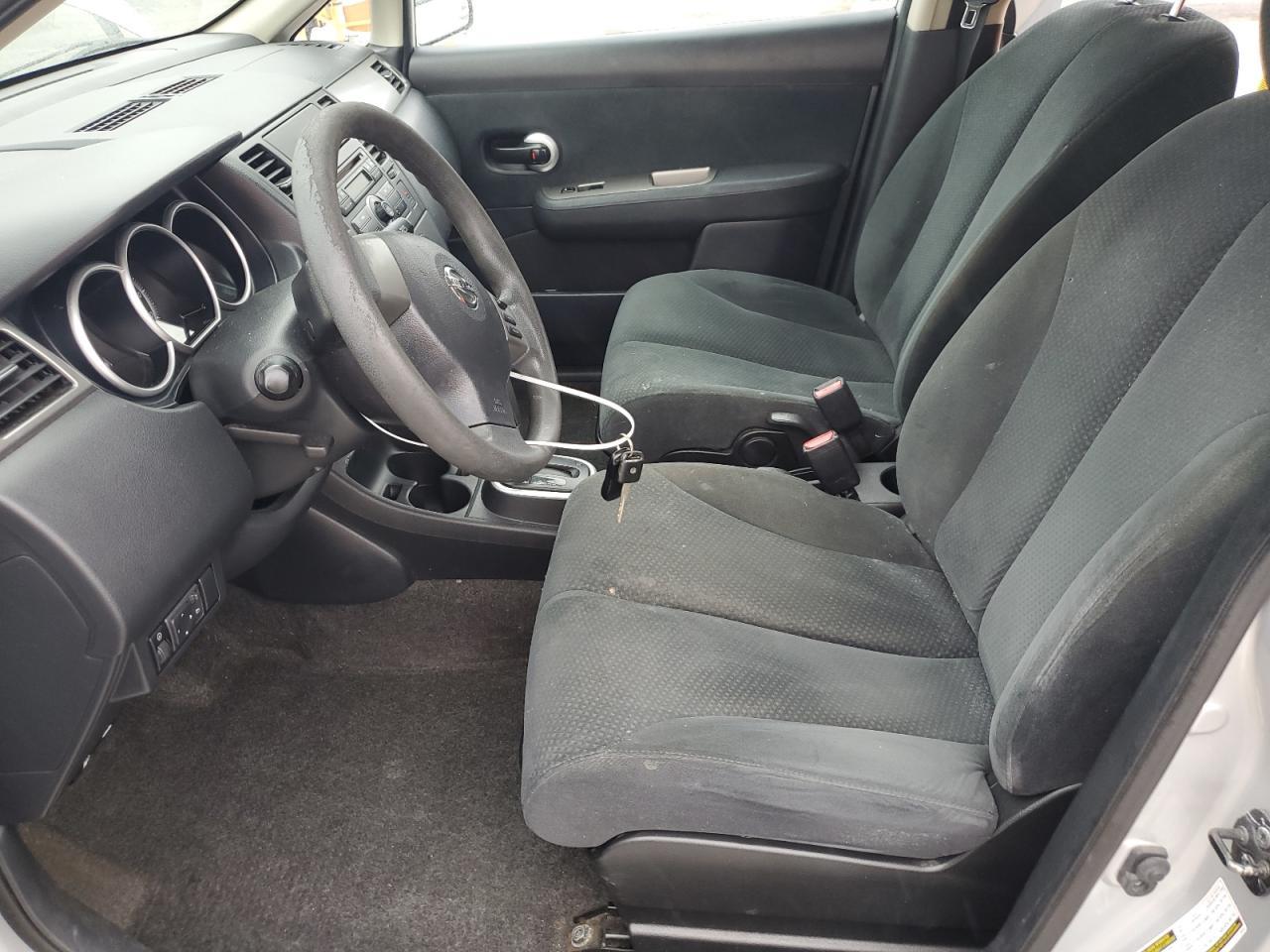 2011 Nissan Versa S - Image 7