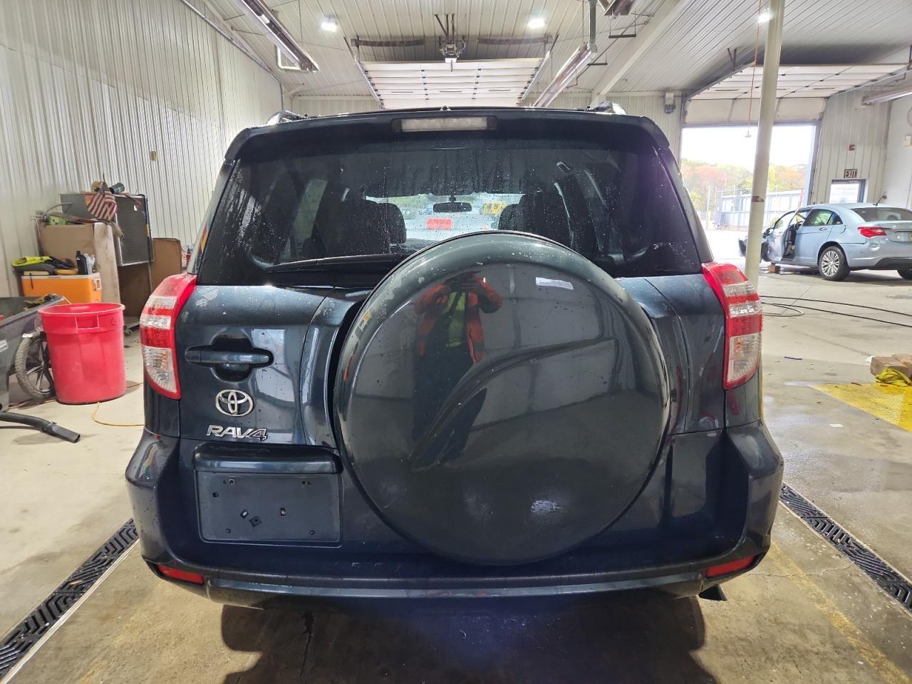 2011 Toyota Rav4 Base - Image 6