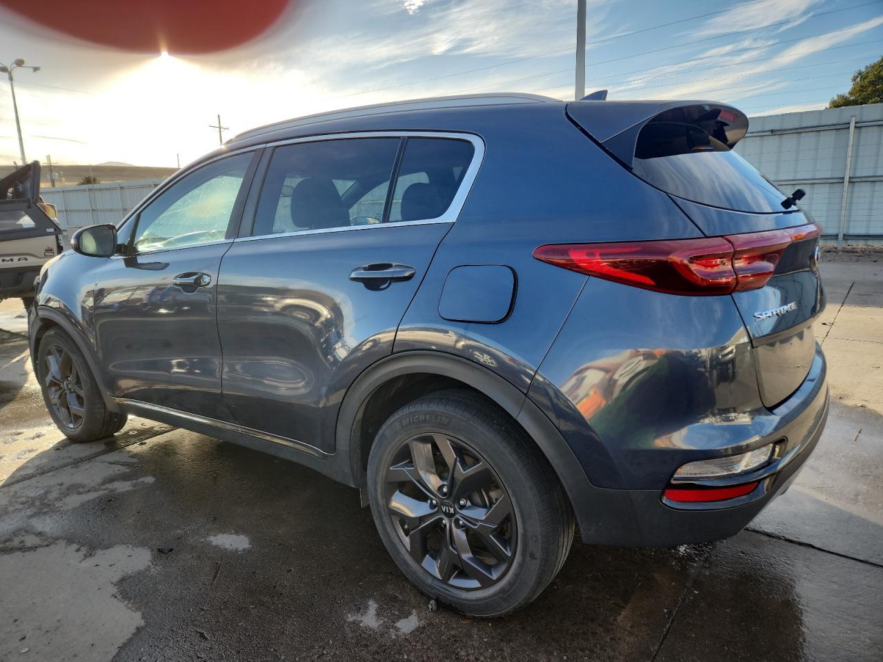 2020 Kia Sportage S - Фото 2