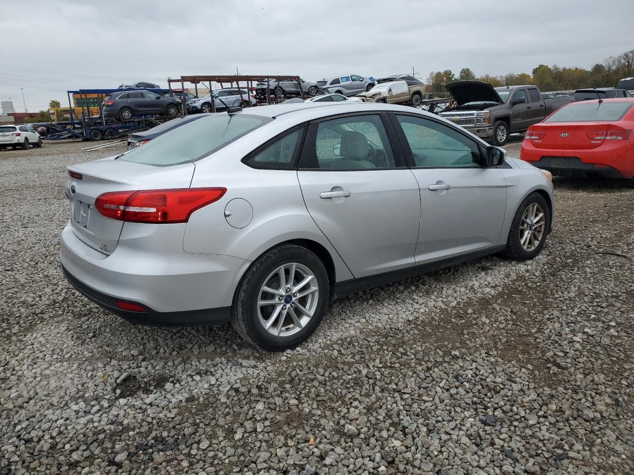 2015 Ford Focus Se - Фото 3