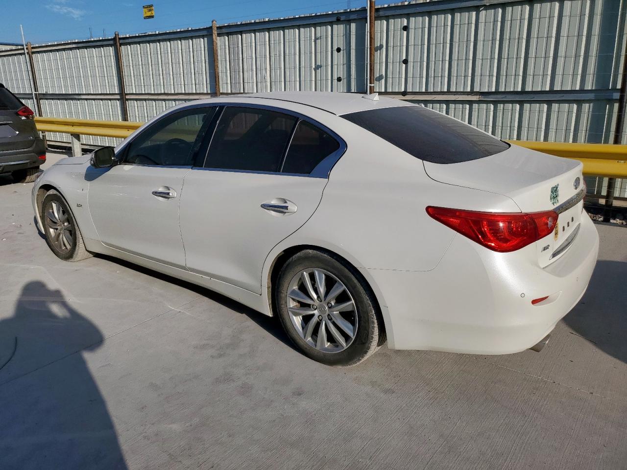 2016 Infiniti Q50 Base - Image 2