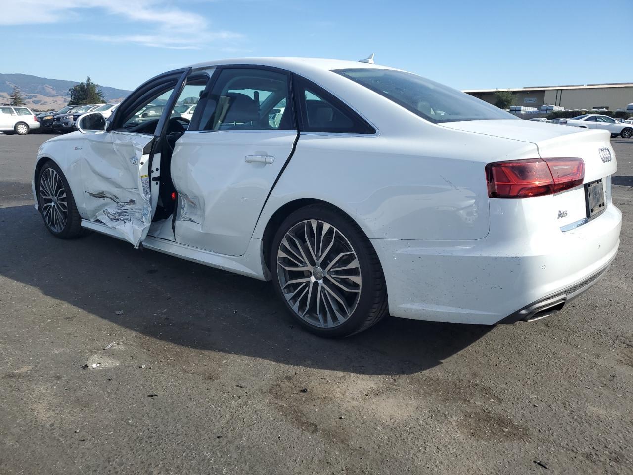 2016 Audi A6 Premium Plus - Фото 2