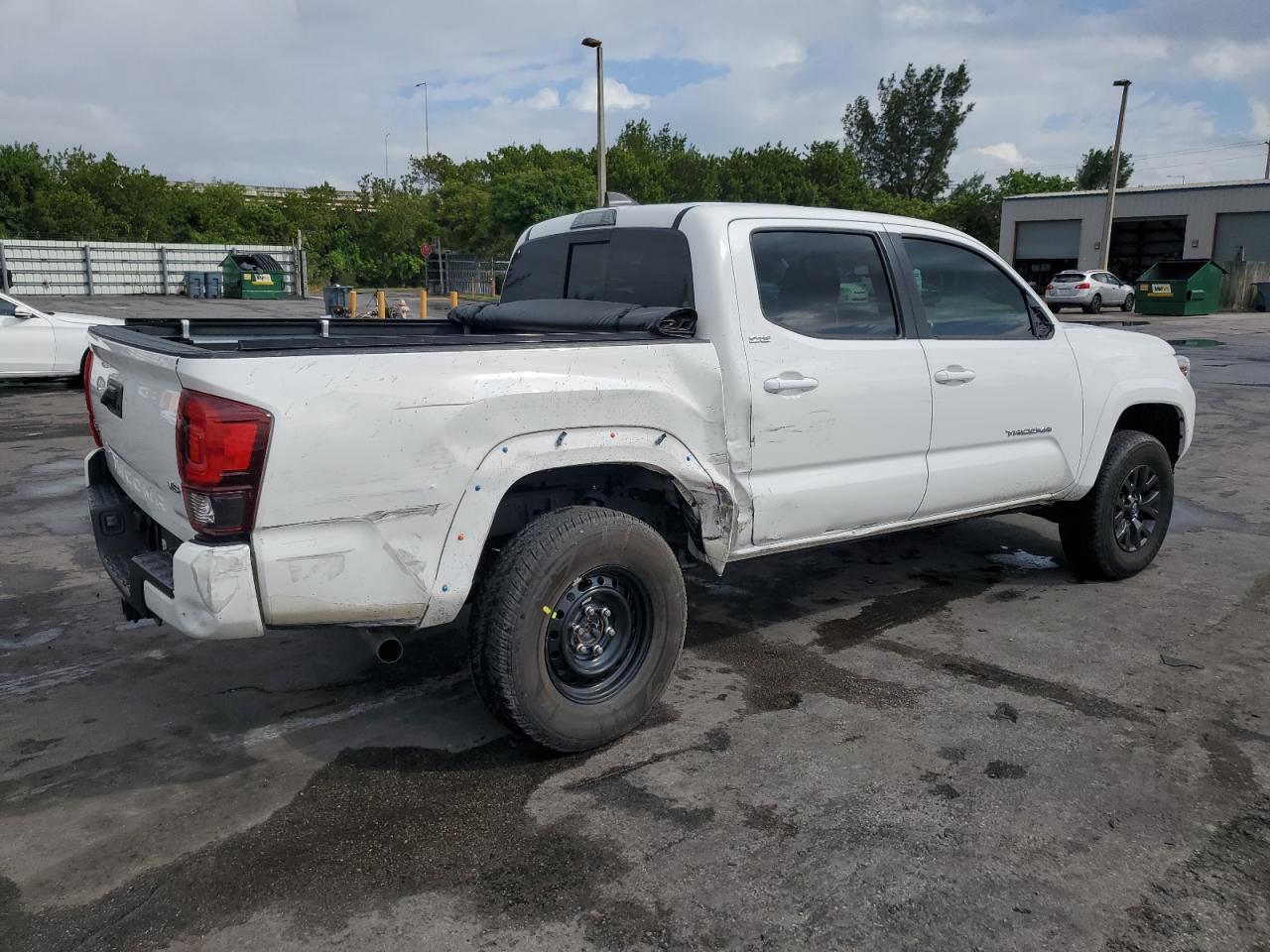 2023 Toyota Tacoma Double Cab - Image 3