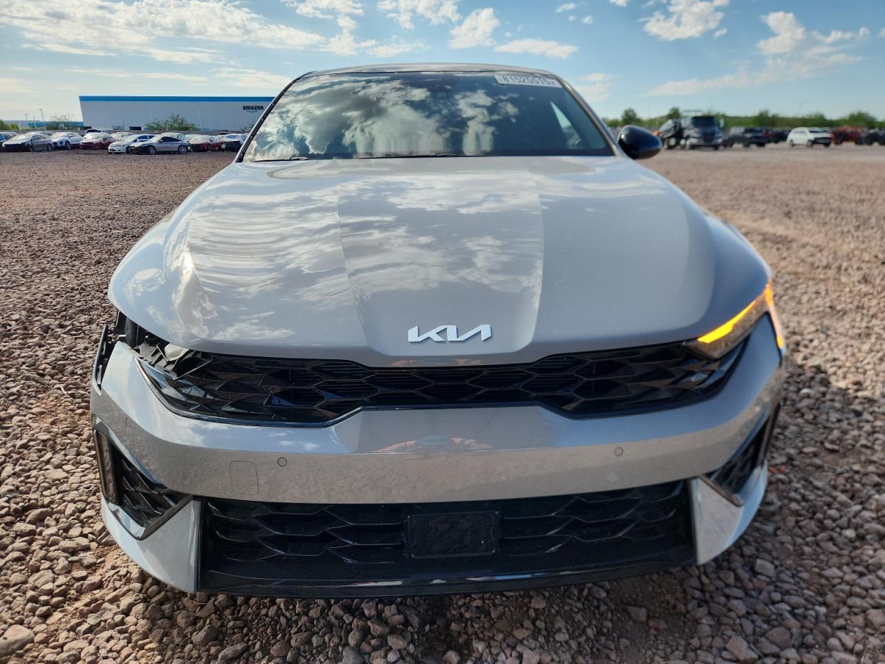 2025 Kia K5 Gt Line - Image 5