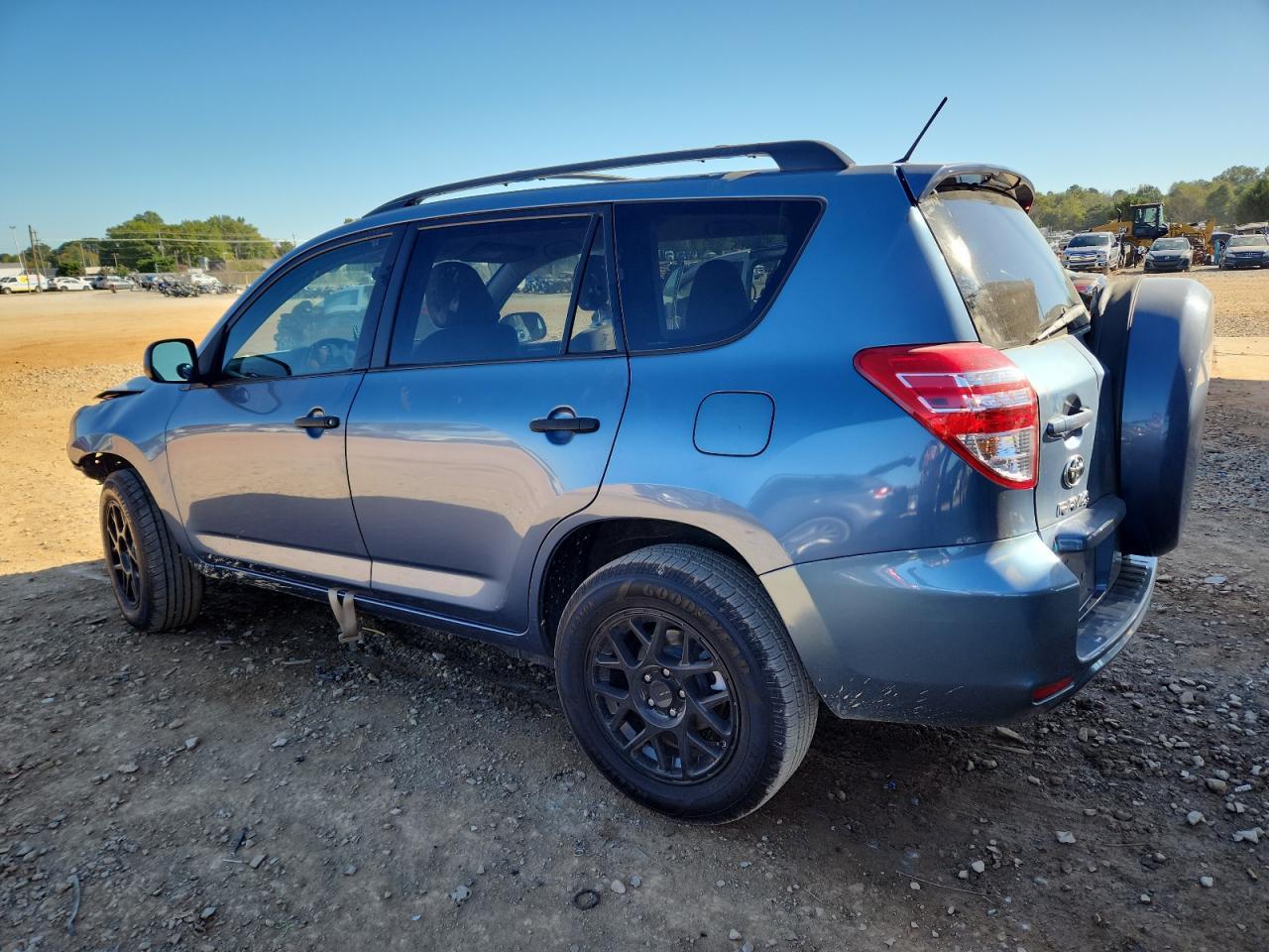 2011 Toyota Rav4 - Фото 2