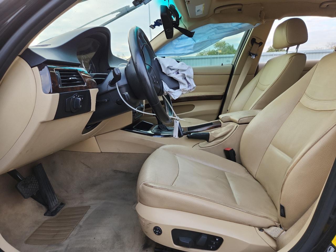 2011 BMW 328 Xi - Image 7