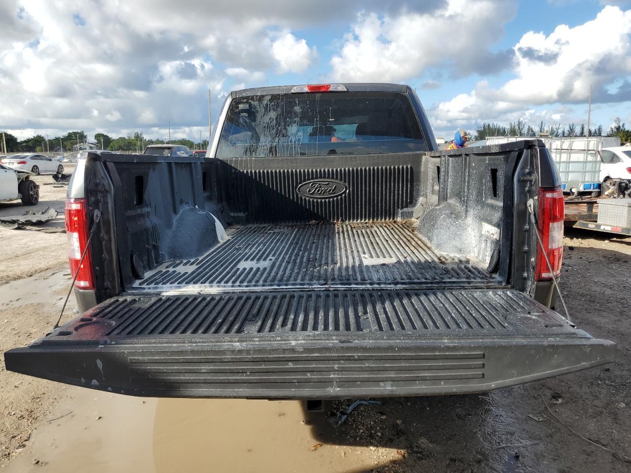 2020 Ford F150 Super Cab - Фото 6