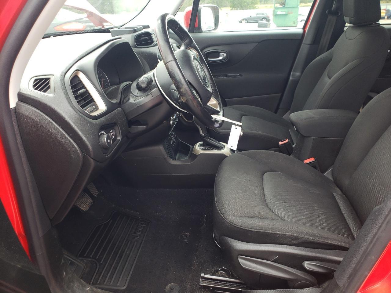 2016 Jeep Renegade Latitude - Image 7