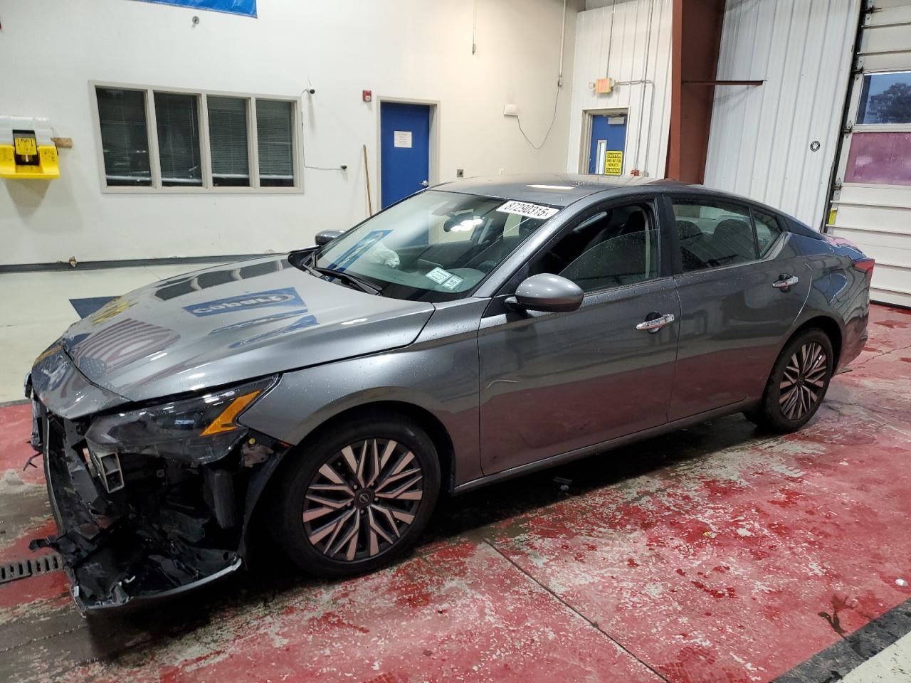 2023 Nissan Altima Sv