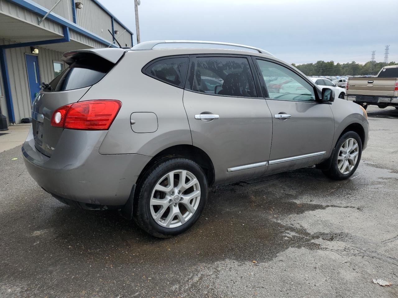2013 Nissan Rogue S - Фото 3