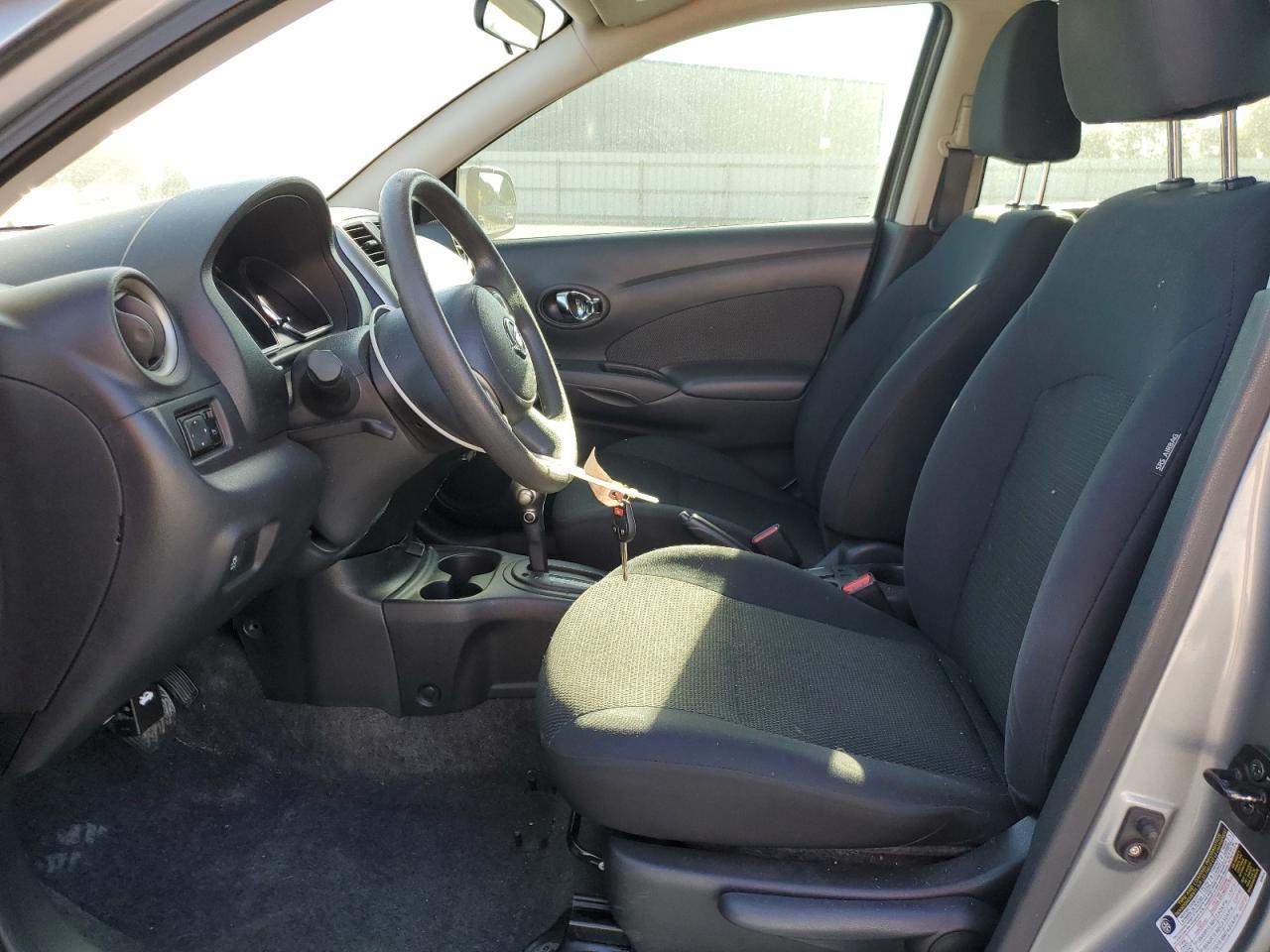 2012 Nissan Versa S - Фото 7